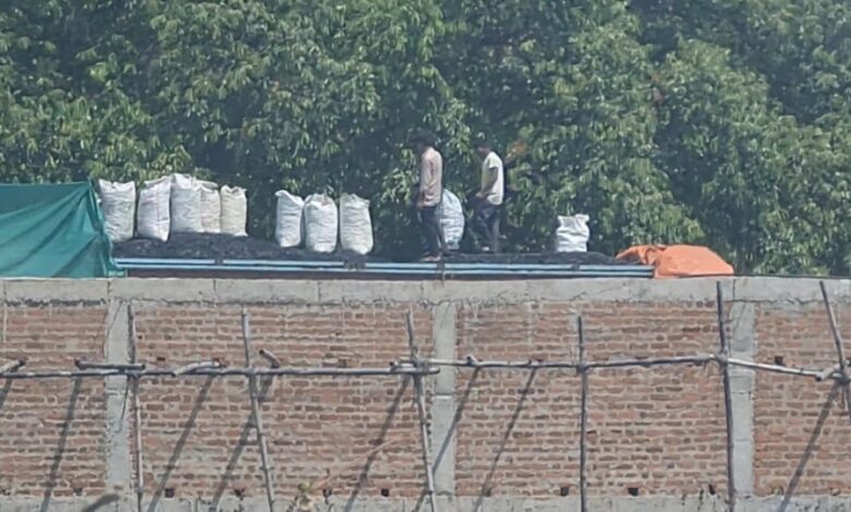 बाकारुमा में कई वर्षों से चल रहा परल कोक का कारोबार 1 IMG 20250620 WA0006