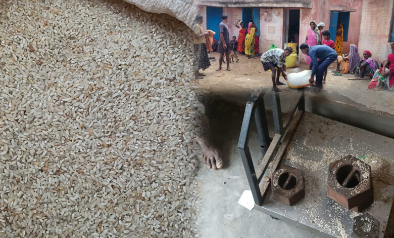 तीन माह का एक साथ राशन वितरण, चढ़ रहा भ्रष्टाचार का भेंट 1 InShot 20250622 191009531