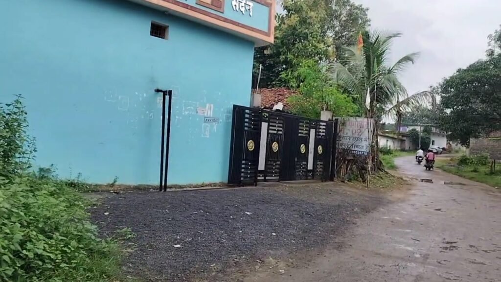 शासकीय जमीन का निजी इस्तेमाल? कॉलोनी बसाकर किराया वसूली के आरोपों से मचा हड़कंप 2 1008182685